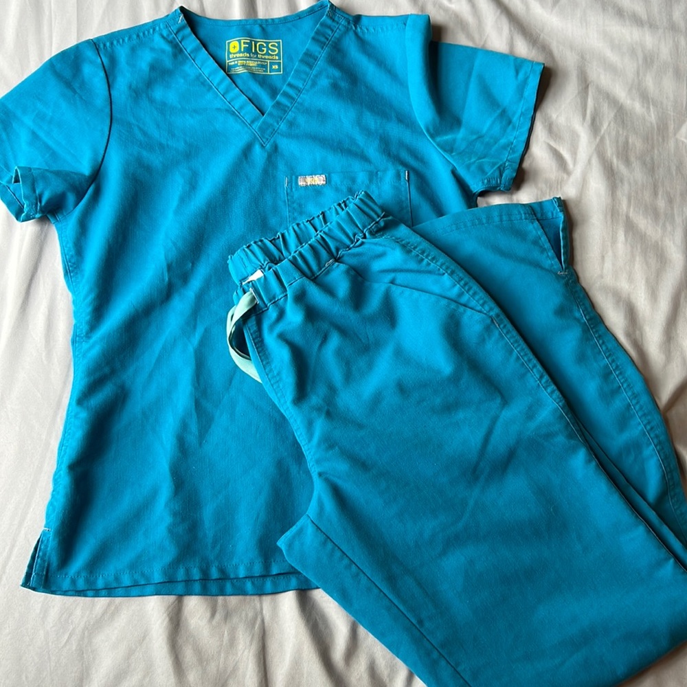 Blue figs scrub set, Catarina top size xs, bottom size small
